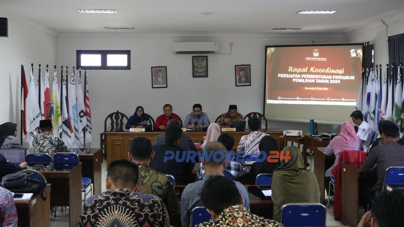 Suasana kegiatan KPU Purworejo