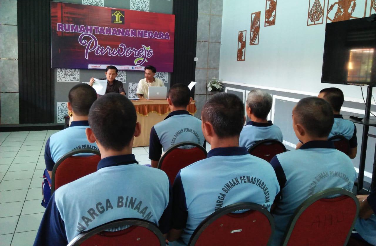 LBH Adil saat menggelar kegiatan di rutan Purworejo