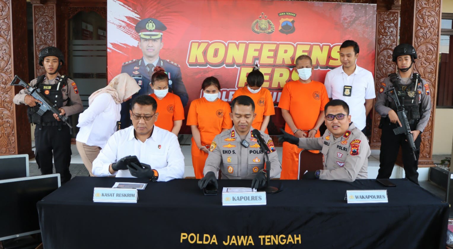 Polres Purworejo saat gelar Pers rilis terkait judi online