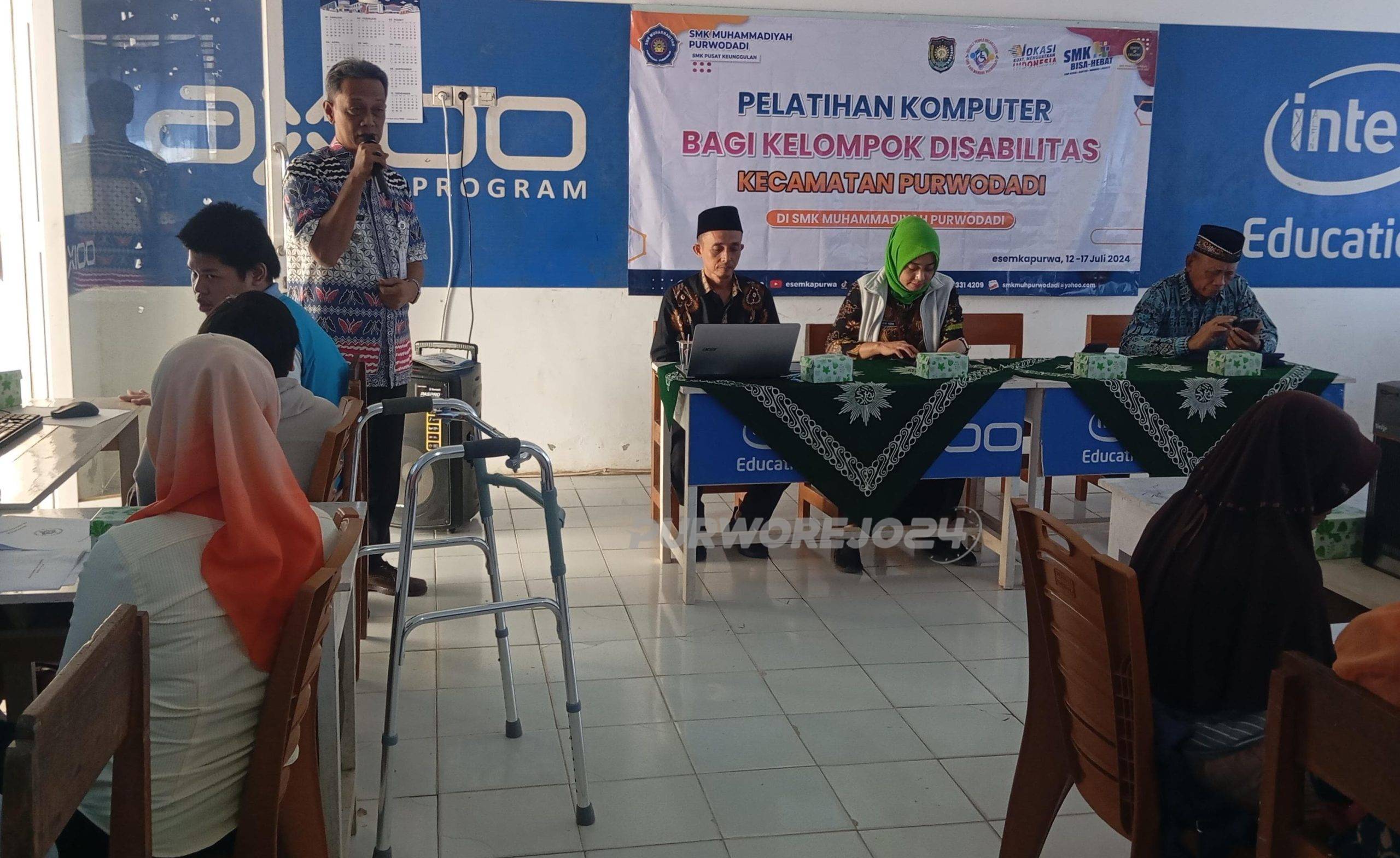 Pembukaan pelatihan komputer bagi komunitas disabilitas di Esemkapurwa Purworejo, pada Jum'at (12/07/2024).