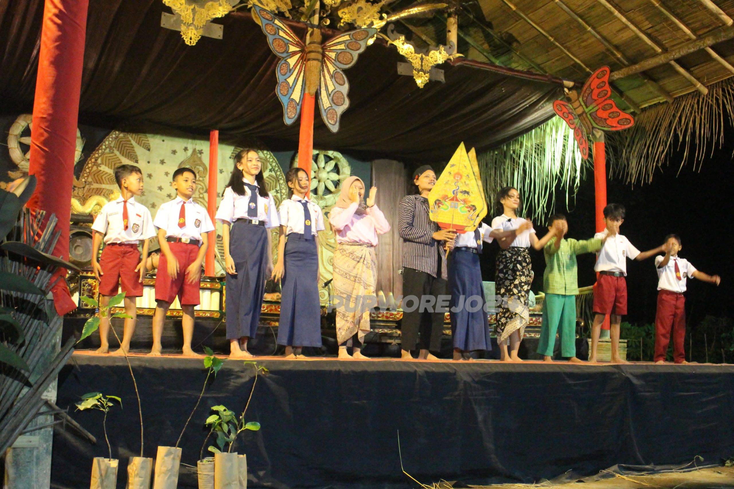 Komunitas Teater Purworejo ikut Meriahkan Festival Tlatah Bocah VX di Magelang