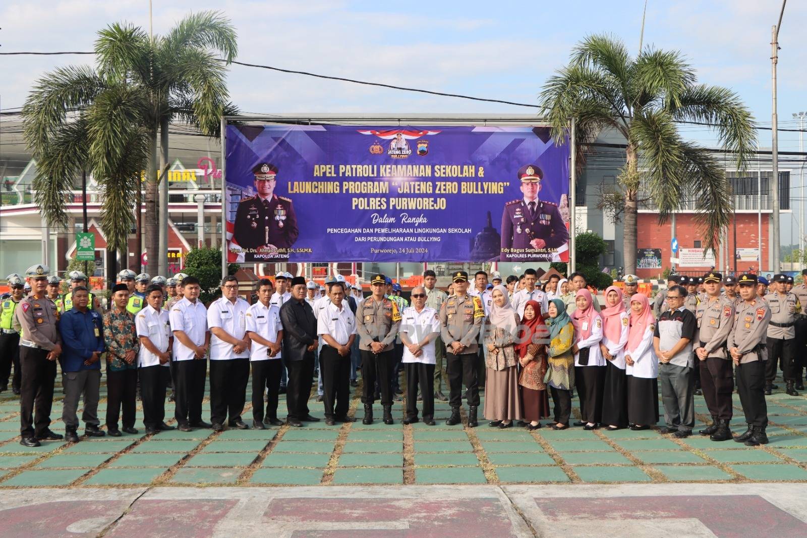 Foto bersama usai launching Jateng Zero Bullying