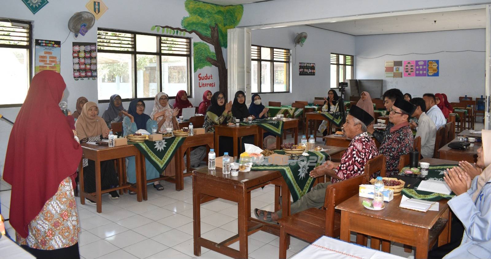 Suasana kegiatan diklat bidang jurnalistik digital bagi guru Muhammadiyah di Purworejo