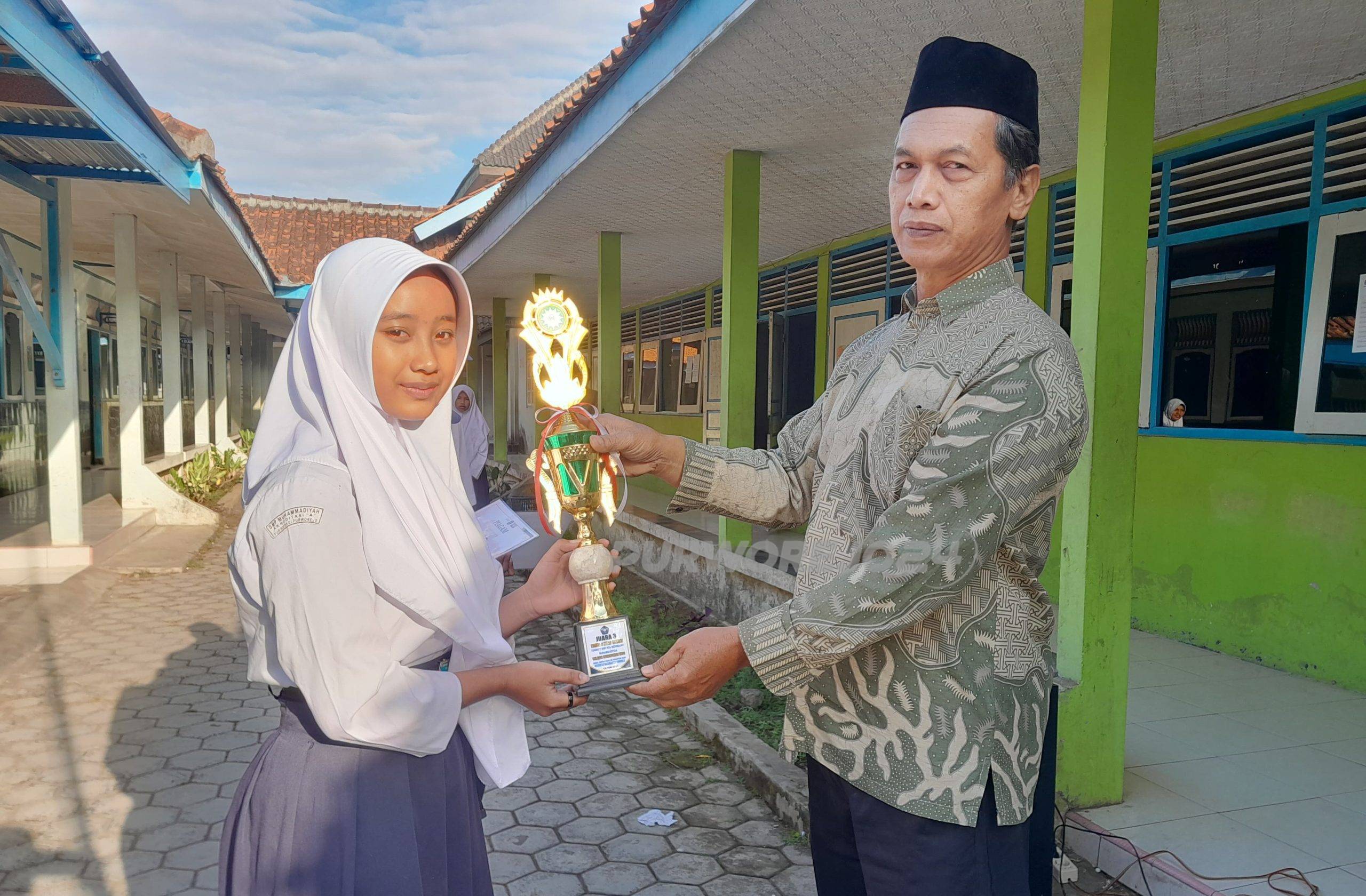 SMP Muhammadiyah Purwodadi berhasil meraih Juara 3 dalam Lomba Cerdas Tangkas Kepanduan yang diadakan oleh GKHW Kafilah Penuntun Faqih Usman pada tanggal 9 Agustus 2024.