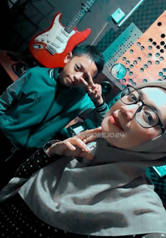 Foto rekaman lagu di Flute Record Magelang