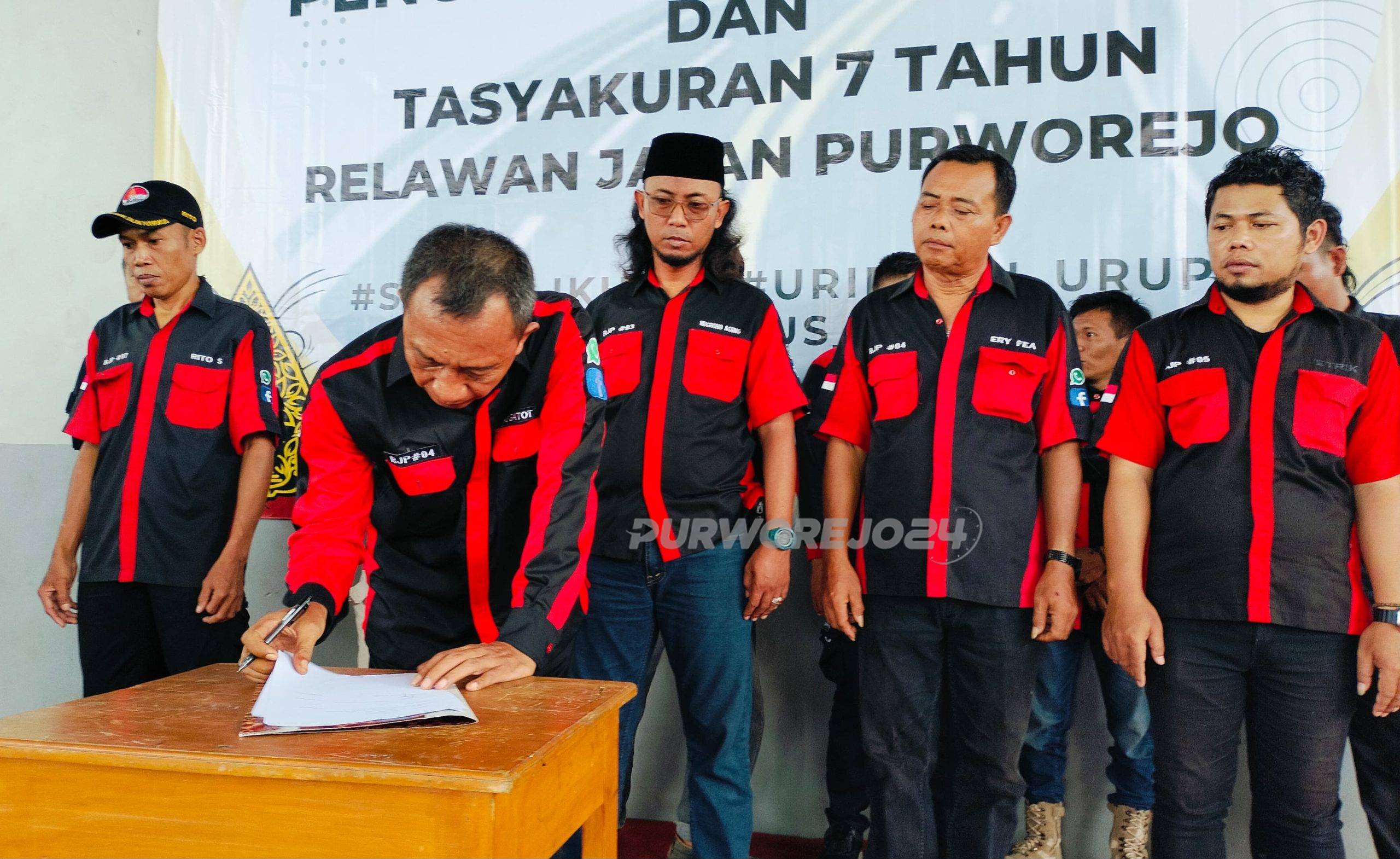 Pelantikan dan pengukuhan pengurus Relawan Jalan Purworejo