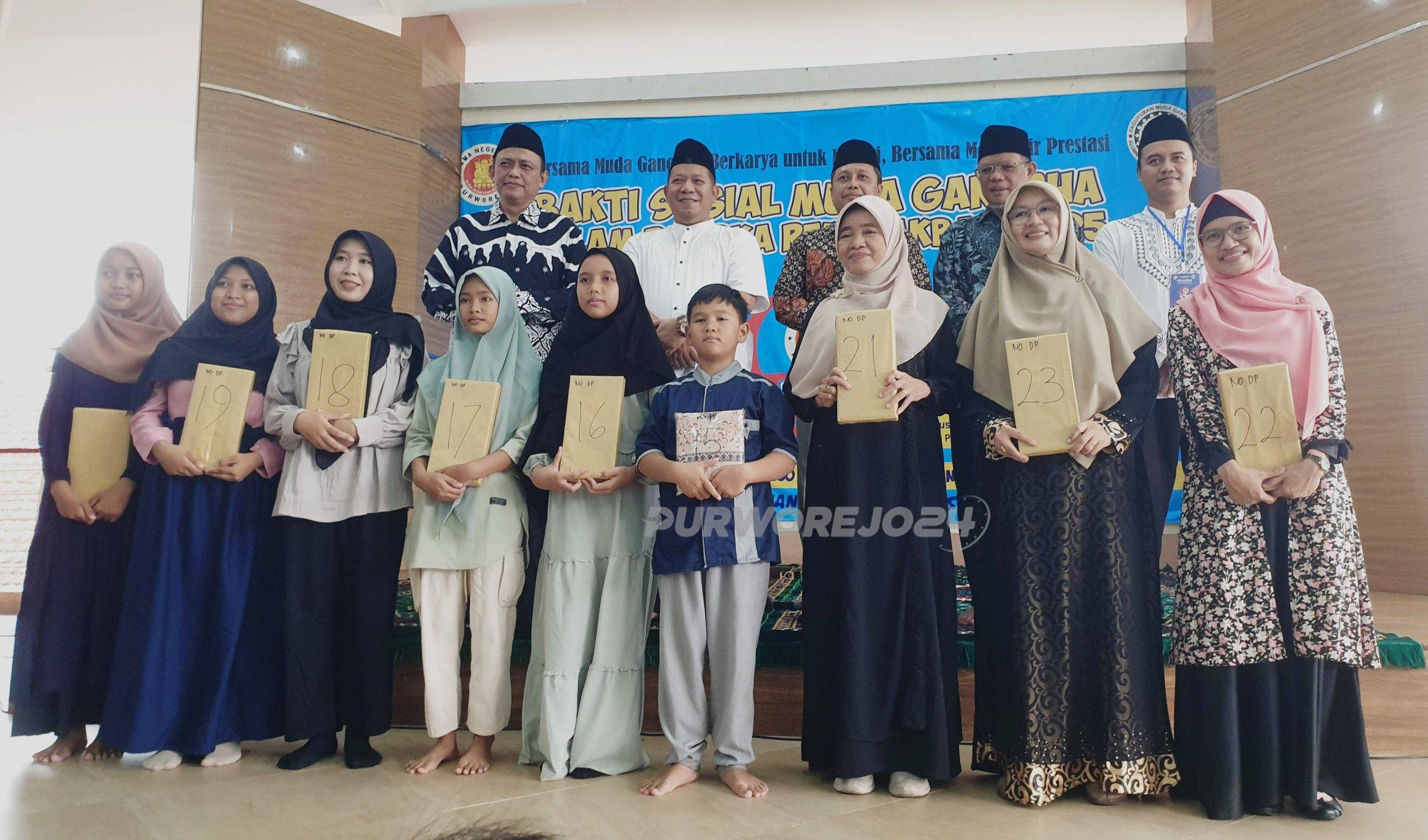 Foto bersama usai baksos