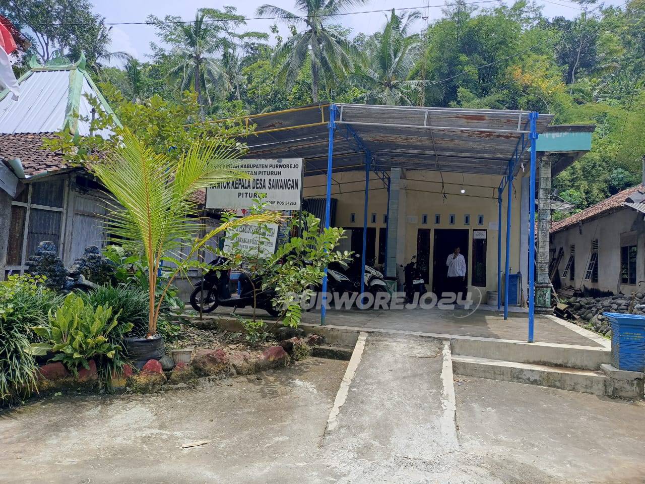 Balai desa Sawangan