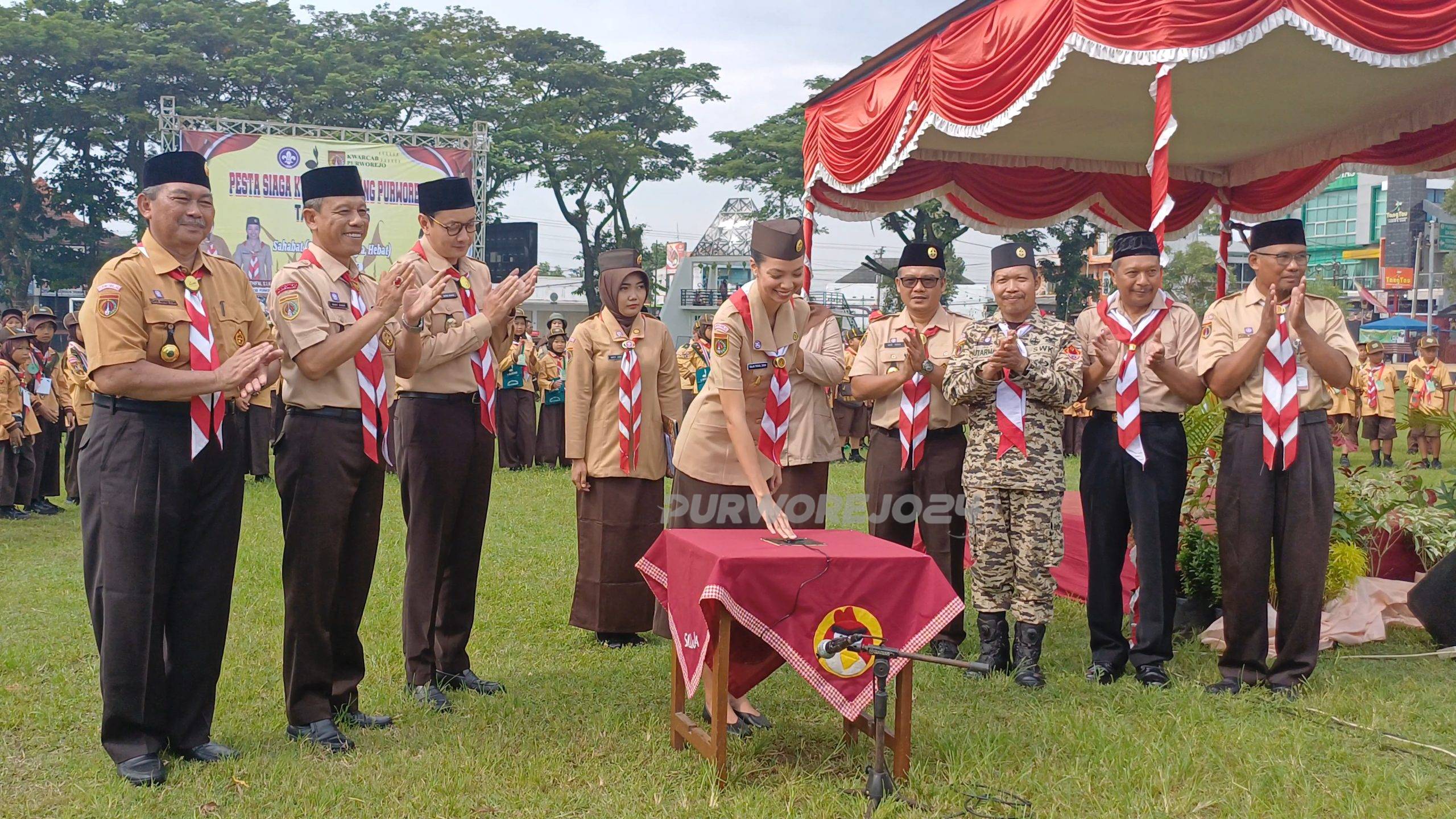 Saat pembukaan Pesta Siaga tingkat Kwarcab Purworejo di alun- alun Kutoarjo, pada Sabtu (26/4/2025)
