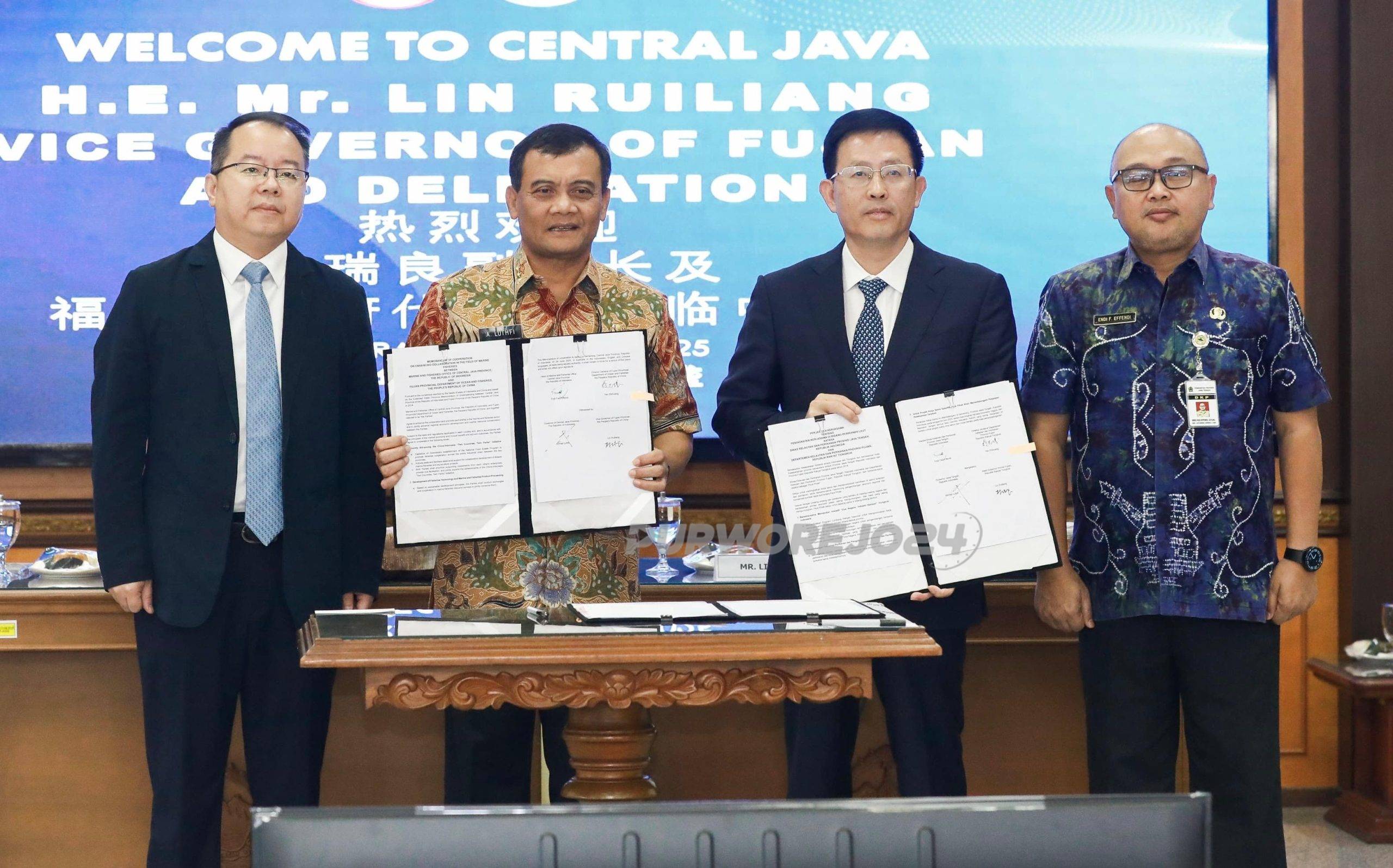 Menunjukkan hasil penandantngan Kerjasama
