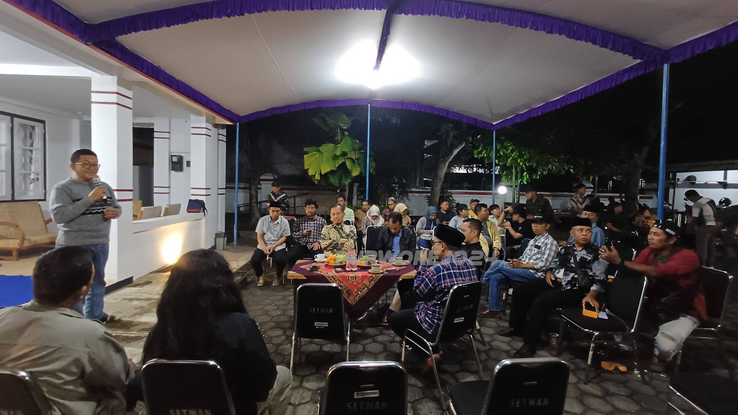 Suasana kegiatan di rumdin DPRD