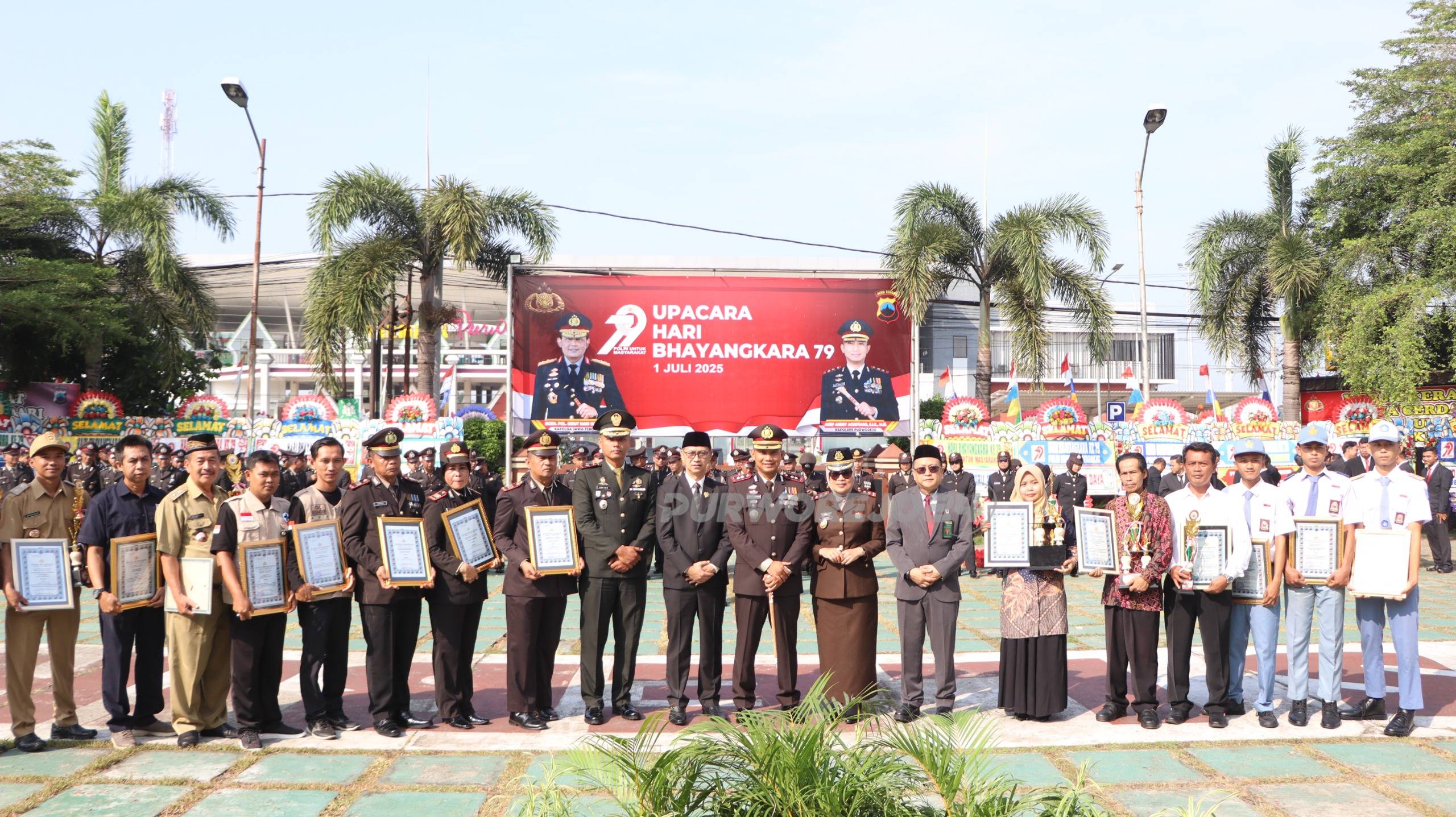 Foto bersama pemenang lomba