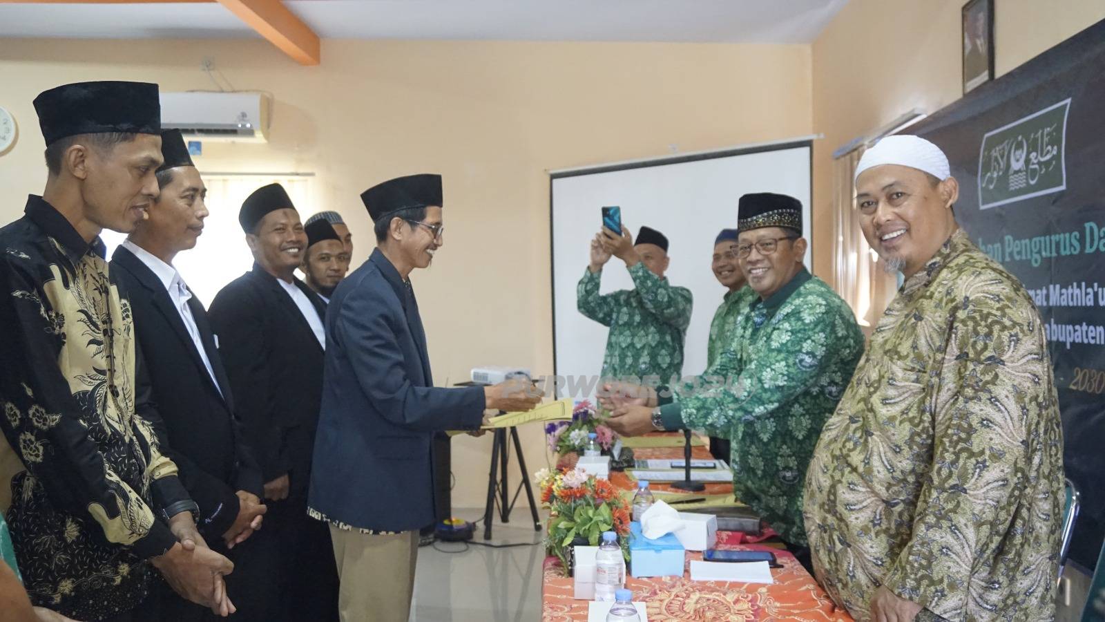 Saat pengukuhan pengurus