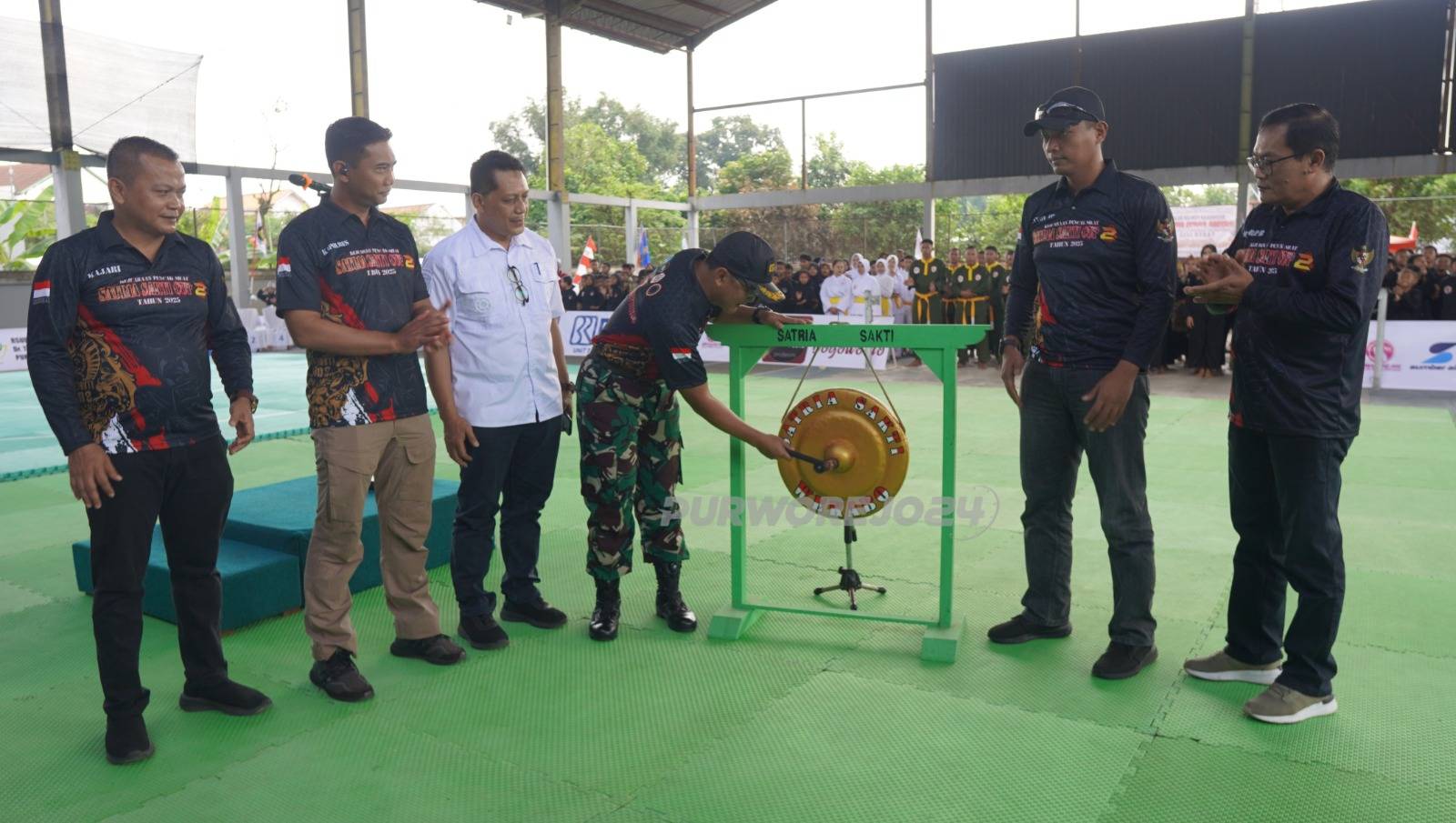 Pemukulan gong tandai pembukaan Kejuaraan Pencak Silat Satria Sakti Cup 2 Tahun 2025