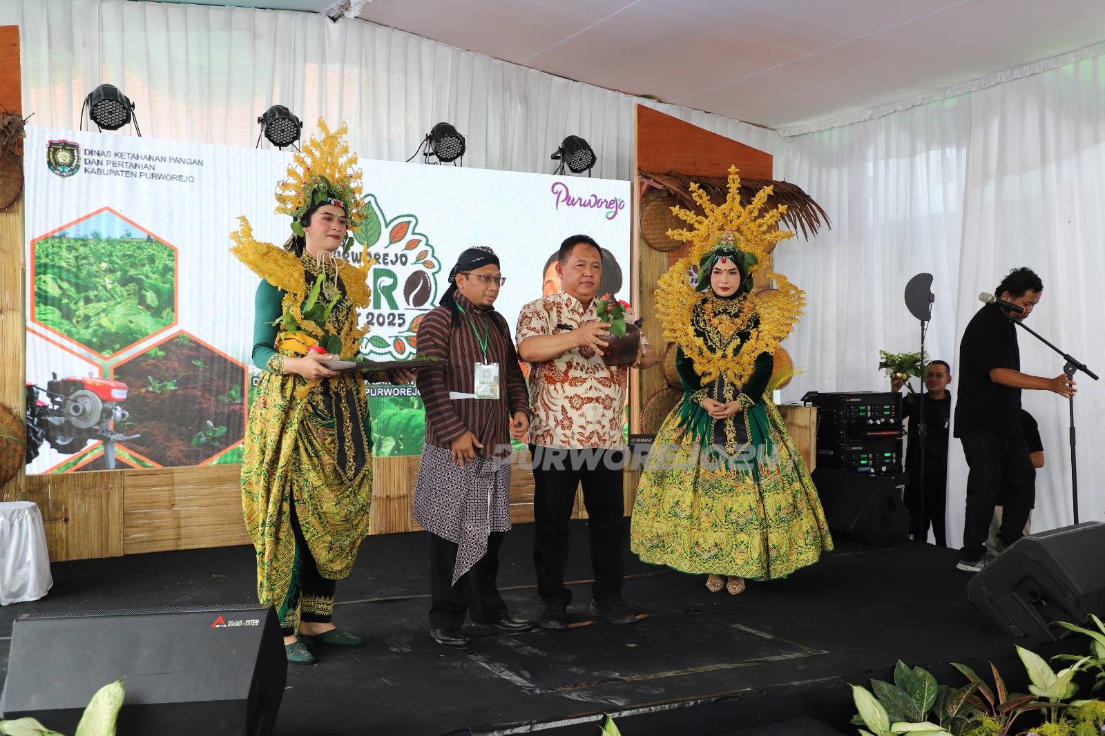 Saat pembukaan acara