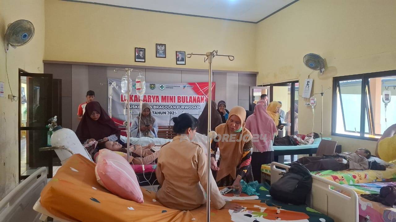Siswa diduga keracunan MBG di rawat di puskesmas Bragolan