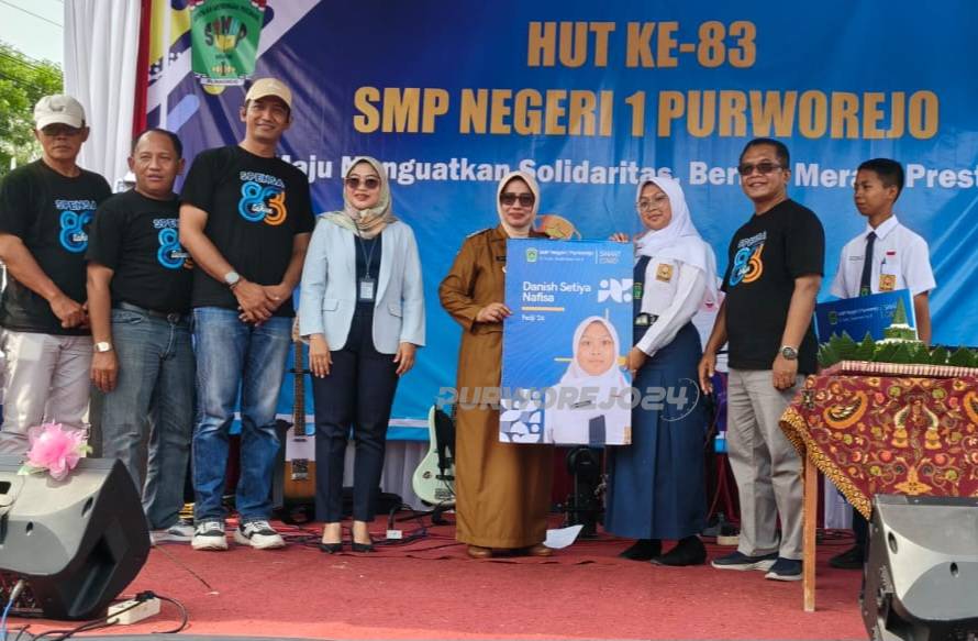 Launching Smart Card Siswa tandai peringatan HUT ke 83 SMP Negeri 1 Purworejo