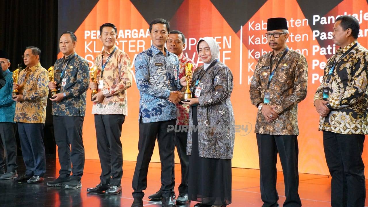 Saat pemberian penghargaan