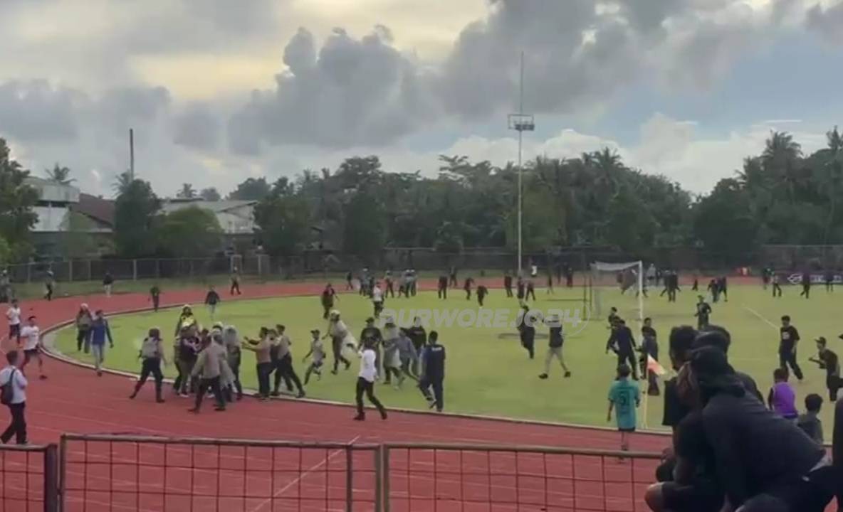 Kericuhan usai pertandingan