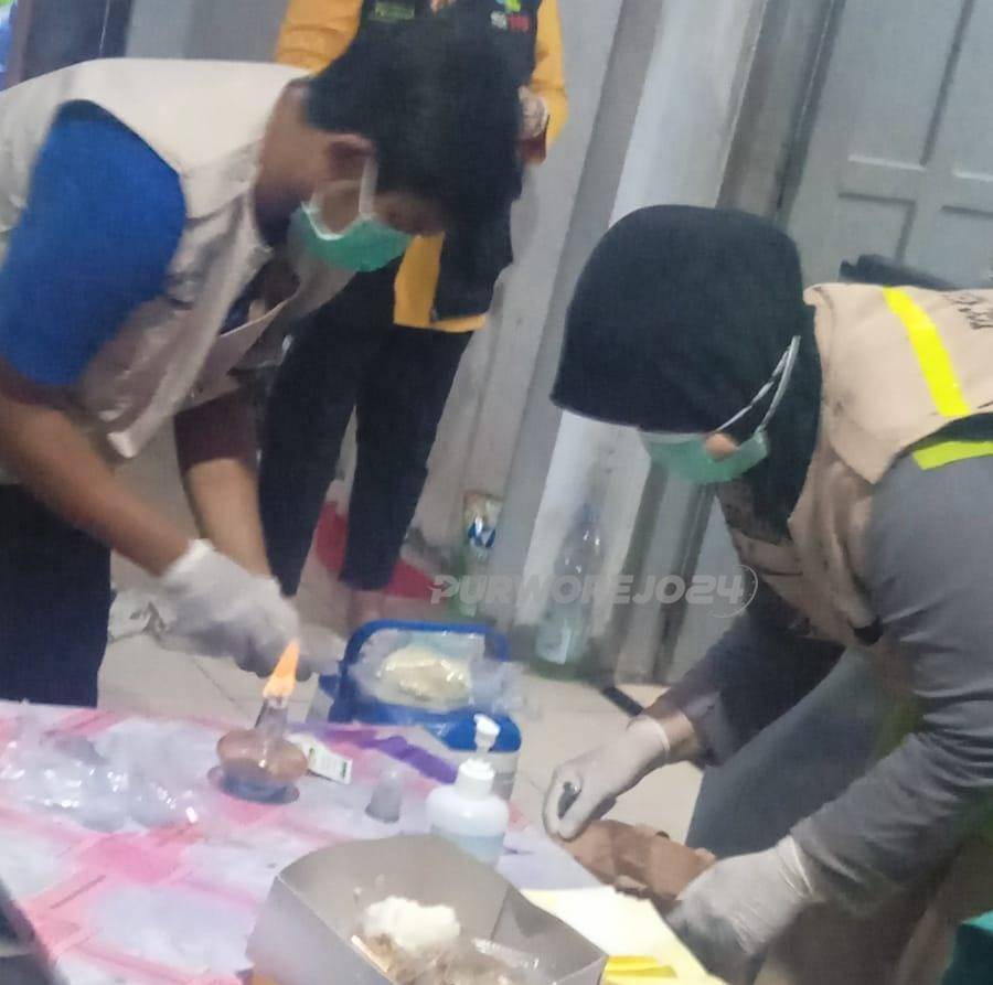 Pemeriksaan sample makanan