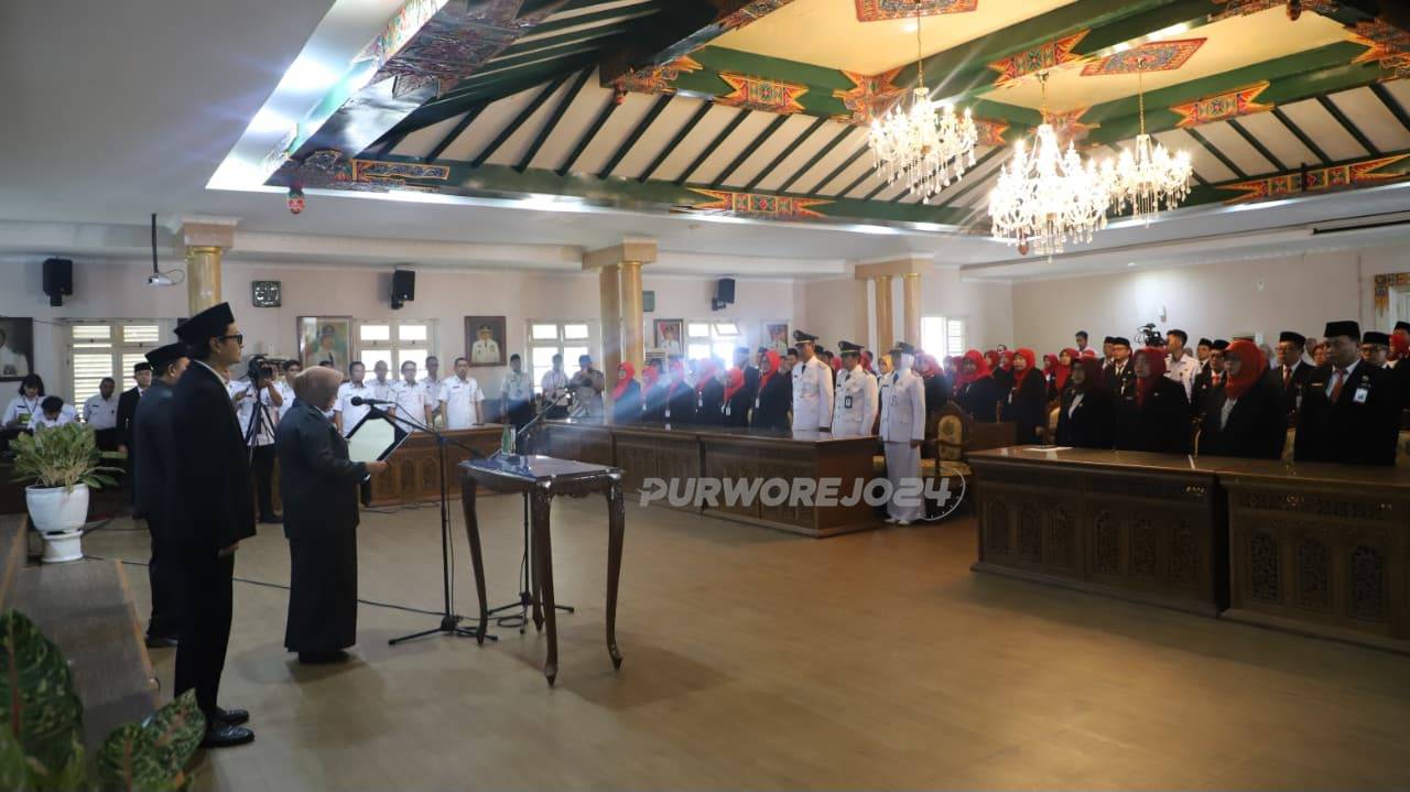 Suasana pelantikan