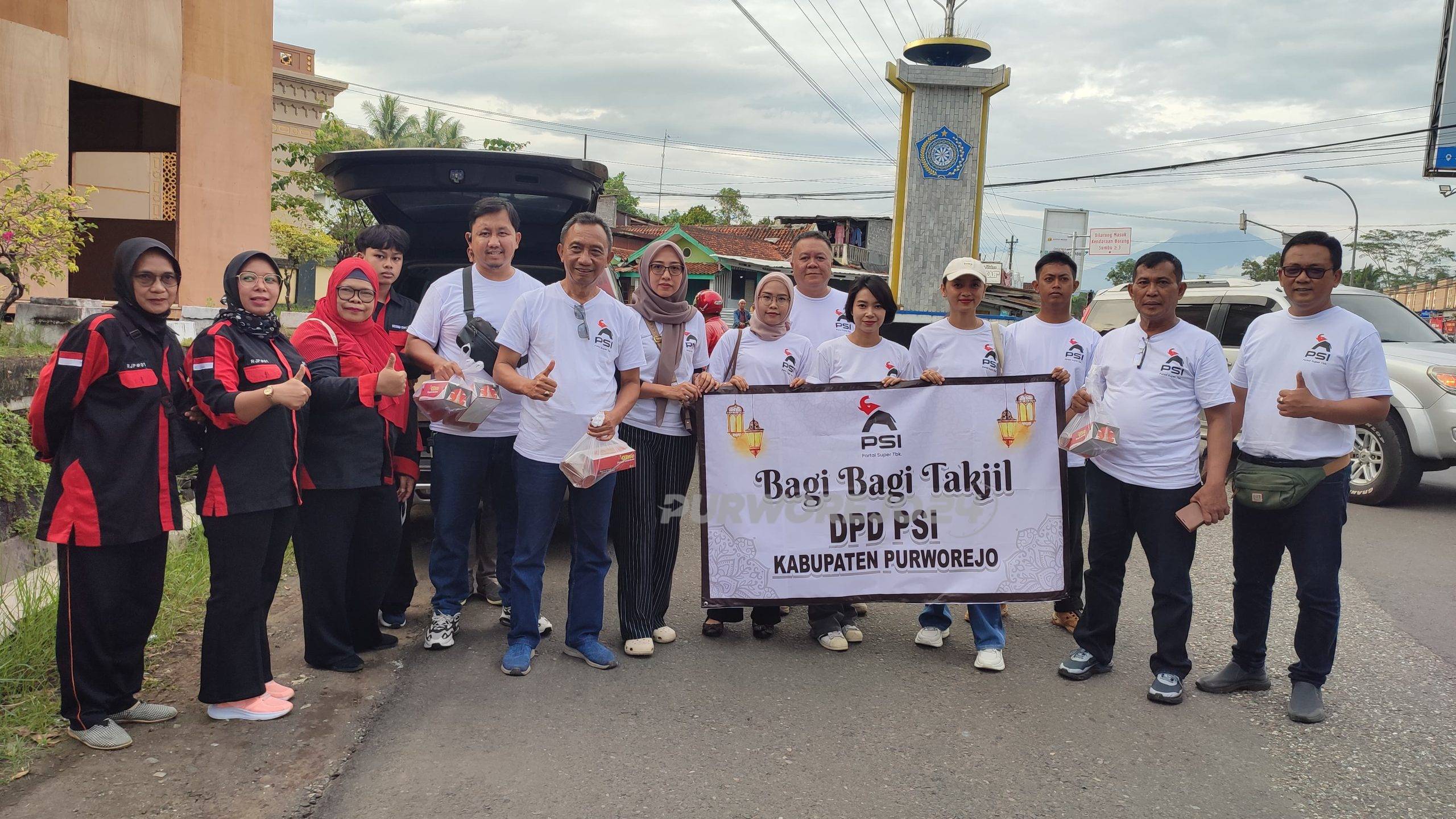 Foto bersama saat kegiatan