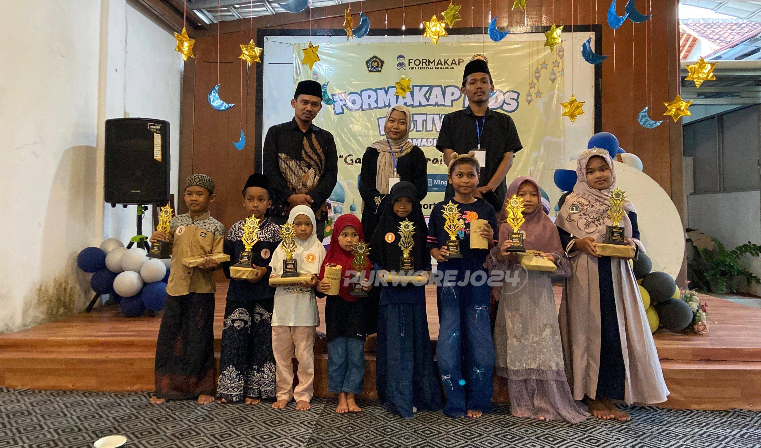 Foto bersama saat kegiatan