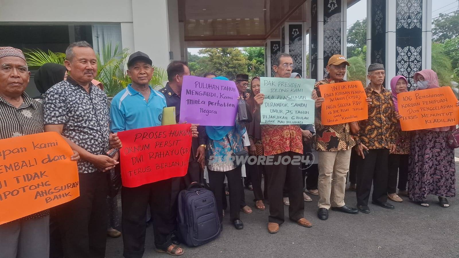 Saat di DPRD