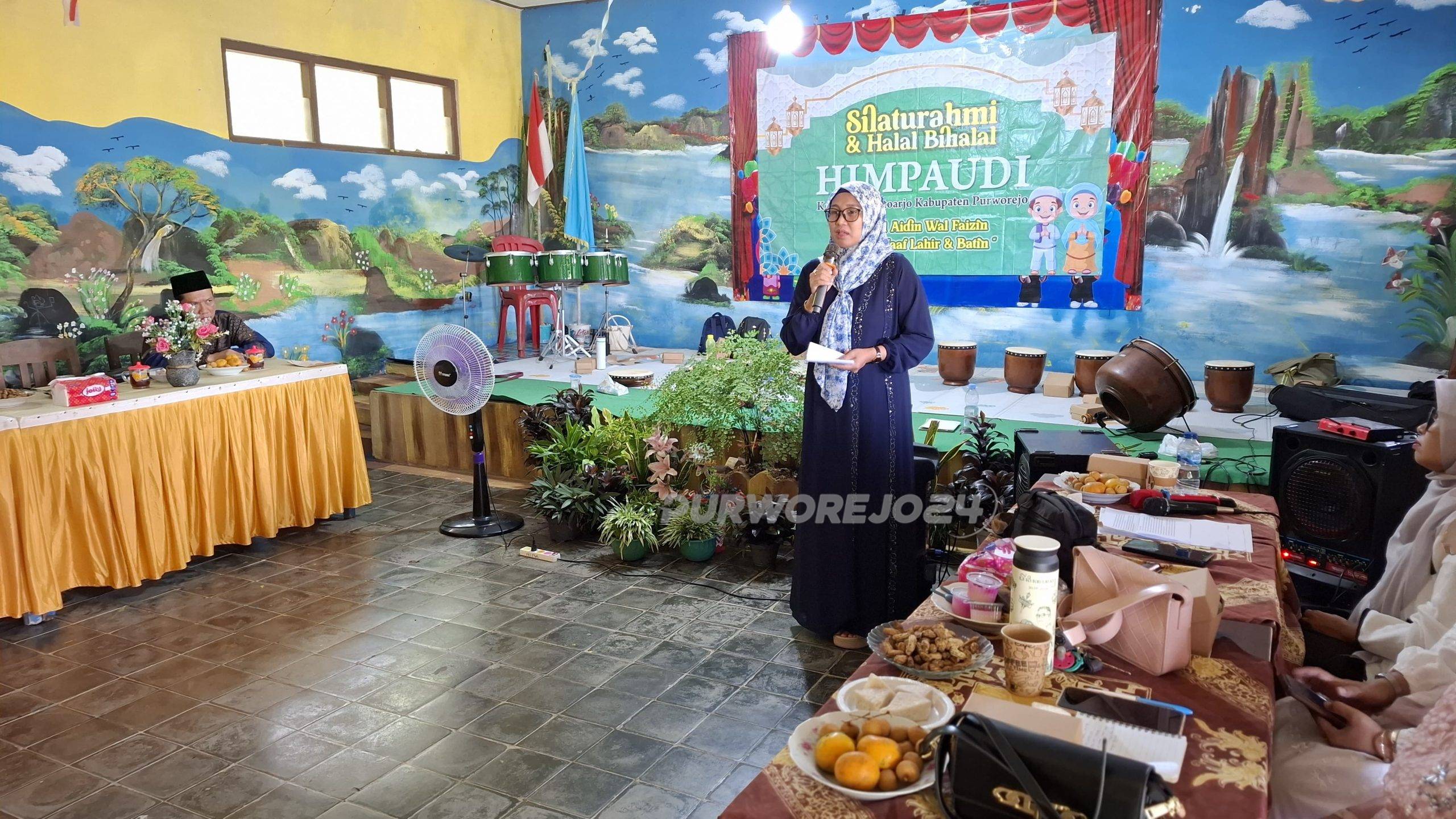 Estri Utami Setyowati saat memberikan sambutan dalam acara Halal Bihalal HIMPAUDI Kutoarjo