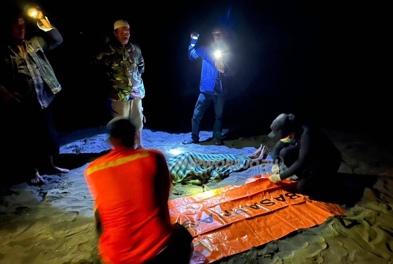 Saat evakuasi korban