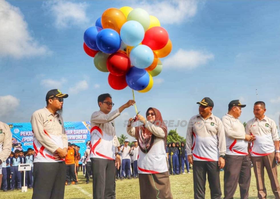 Pelepasan balon tandai pembukaan Popda Purworejo 2026