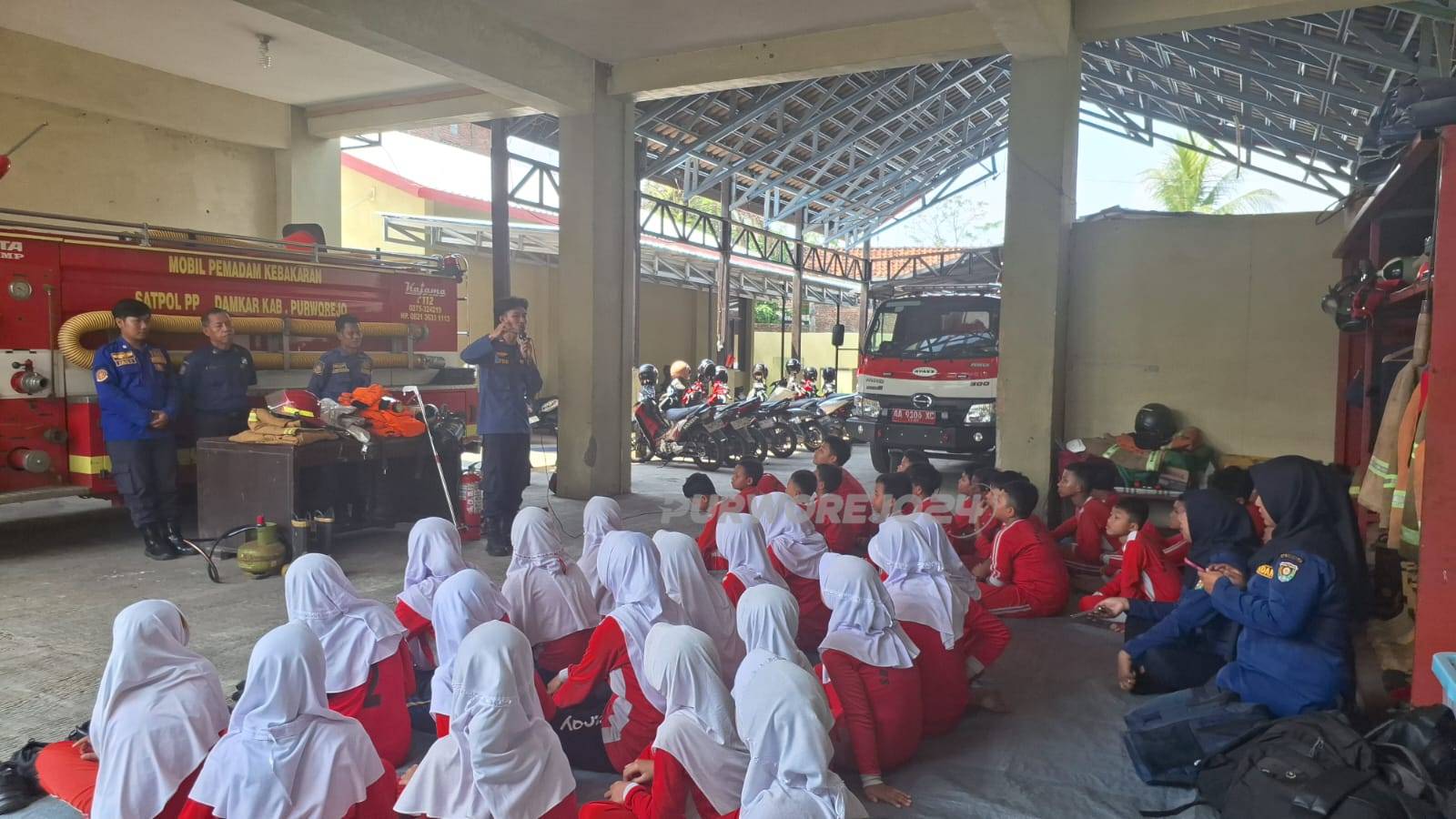 Saat kunjungan di Satpol PP dan Damkar Purworejo