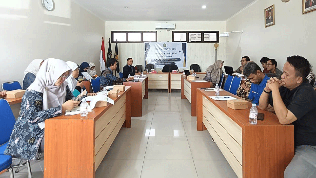 Perumusan visi-misi serta peninjauan kurikulum FKIP UMNU Kebumen