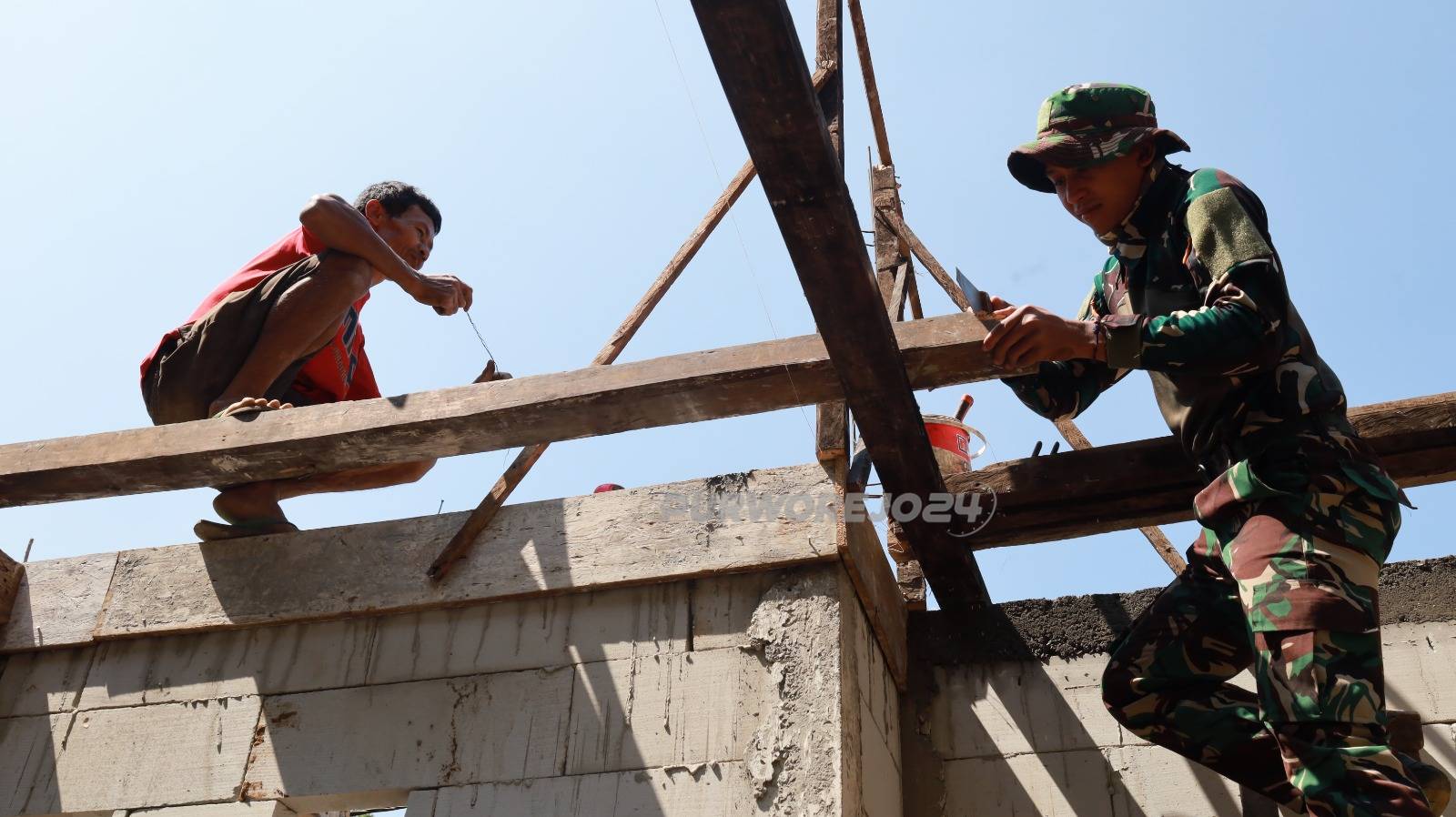 Rehab rumah warga