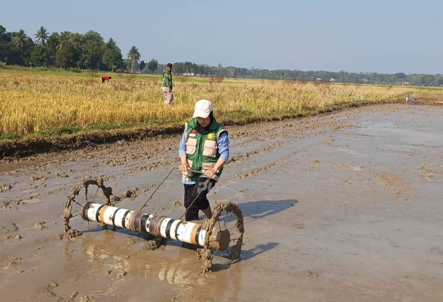 Penerapan Program PMAAS (Pertanian Modern Advanced Agriculture System), sebuah inovasi terbaru dari Kementerian Pertanian di Desa Keponggok