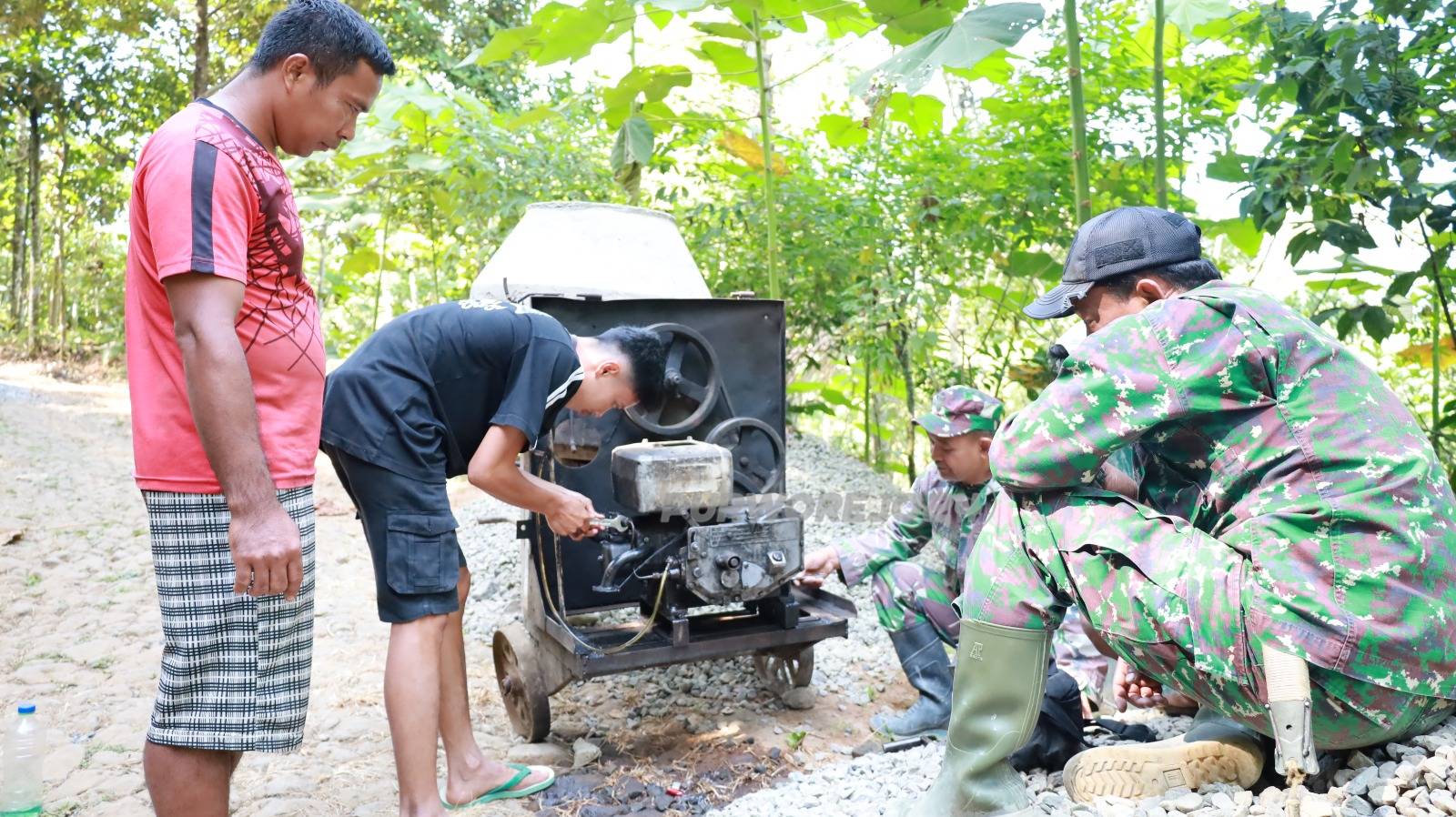 Perbaikan molen yang rusak