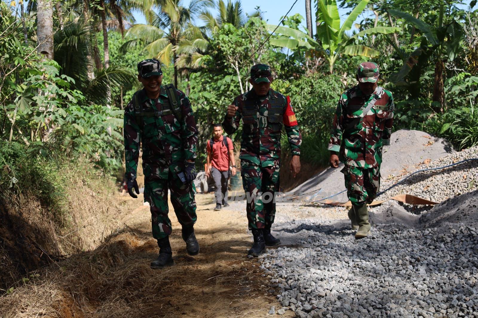 Peninjauan pekerjaan TMMD