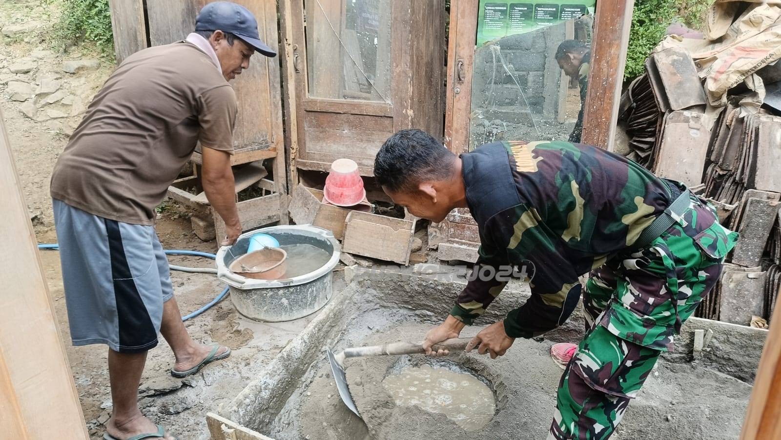 Pekerjaan pembuatan jamban