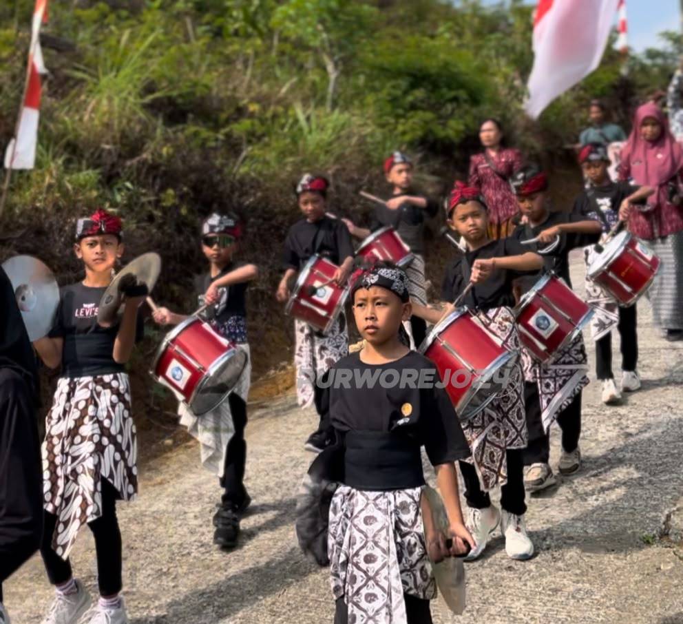Tim Drumband SDN 1 Tlogorejoguwo