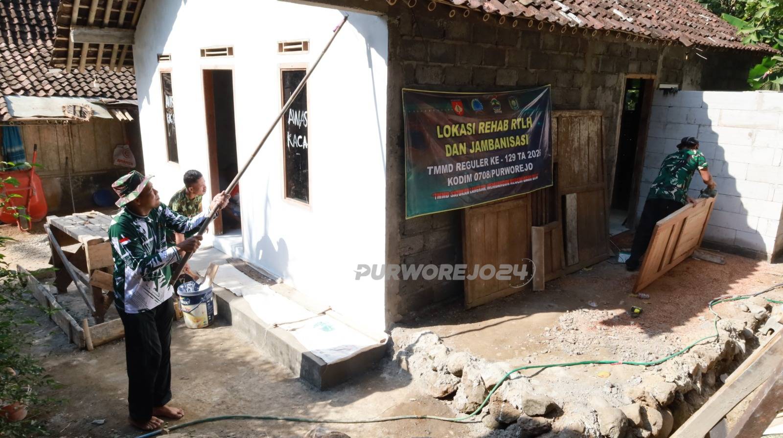 Ngecat rumah RTLH