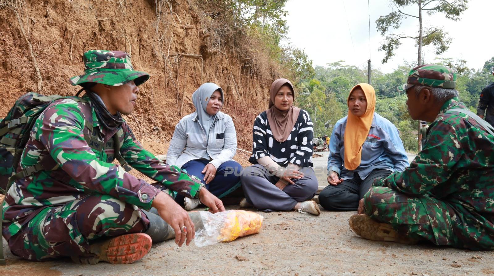 Ibu ibu digiat TMMD