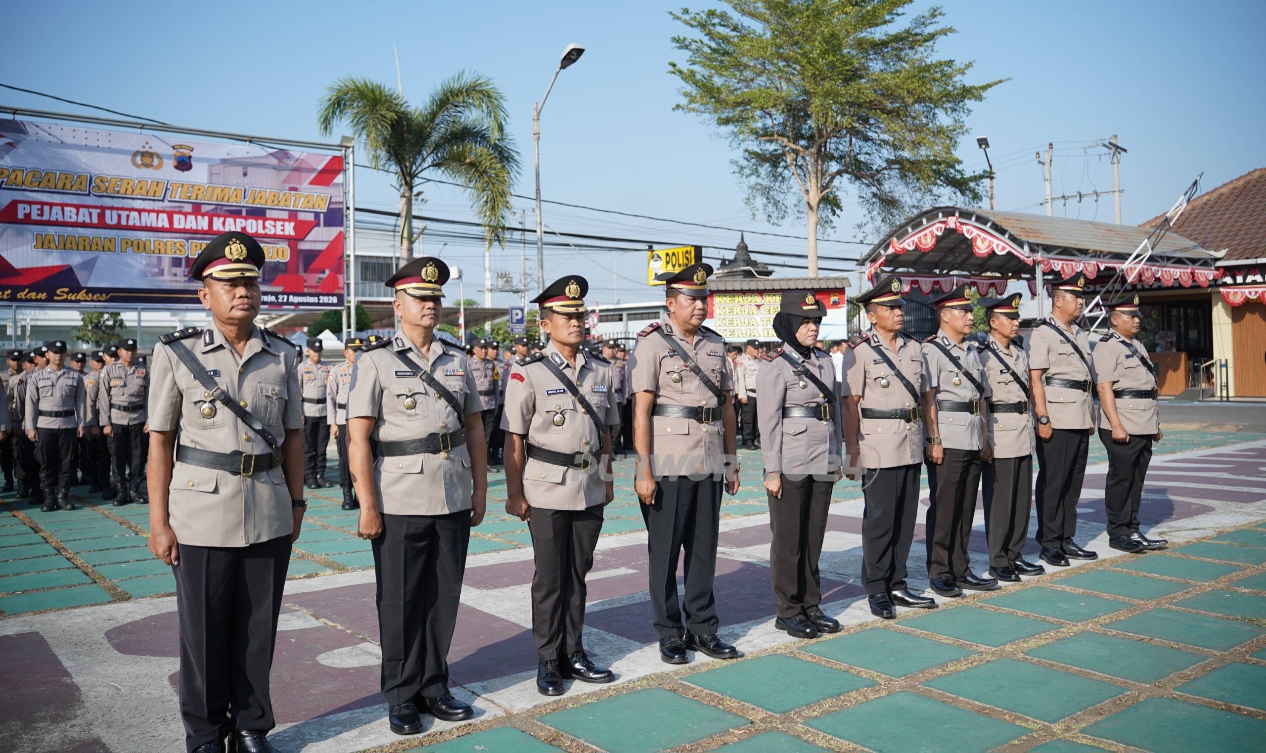 Kapolsek yang dirotasi