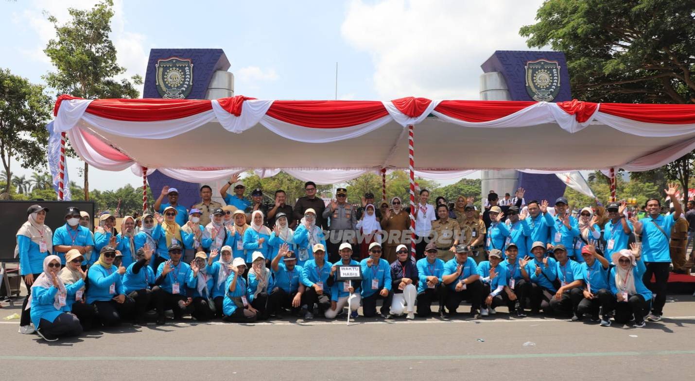 Panitia karnaval HUT ke-81 Kabupaten Purworejo