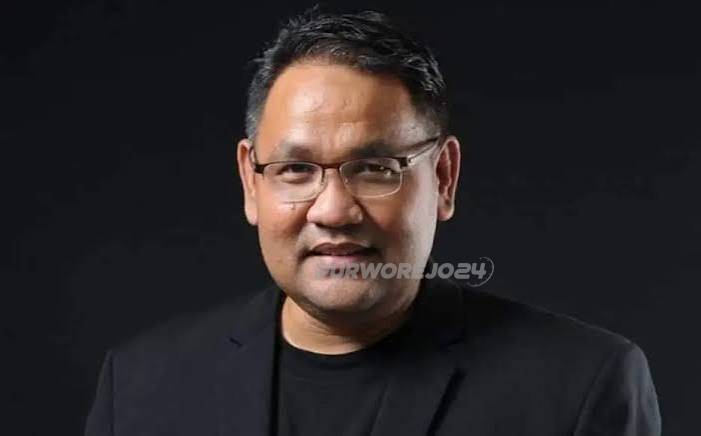 Dr. Teguh Santosa