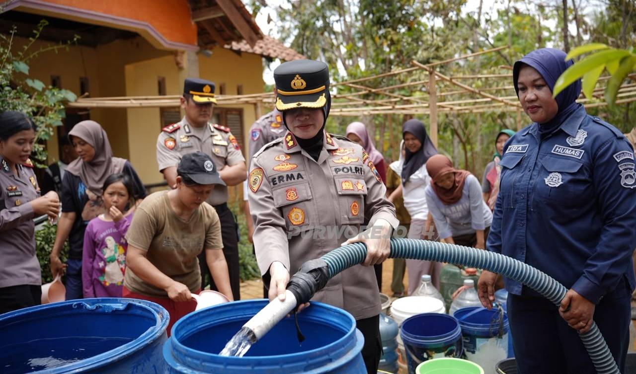 Droping air bersih